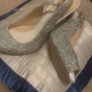 Size 9 crystal silver IM-PAVI Imagine by Vince Camuto